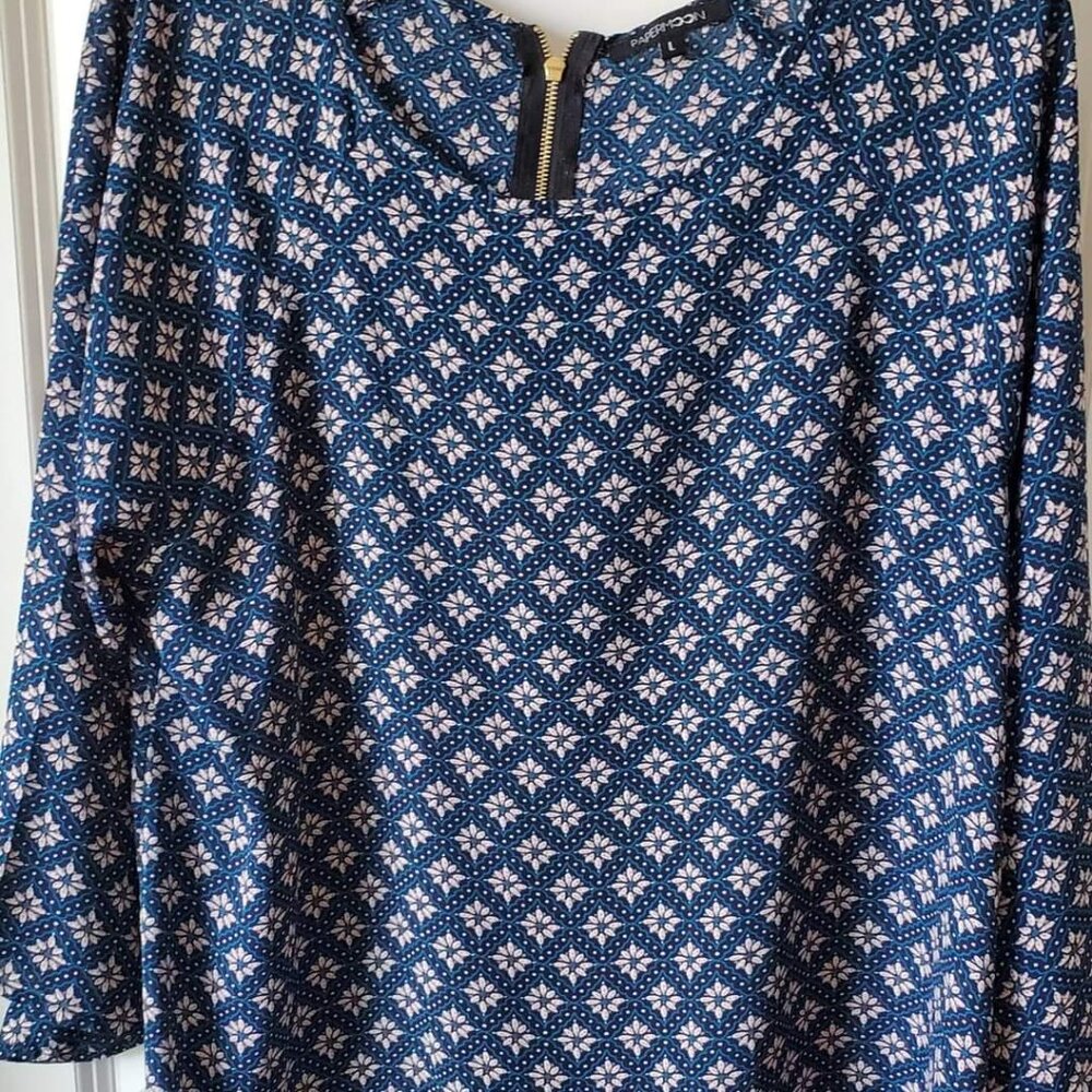 PaperMoon - long bell sleeves from Stitch Fix - size L - Zipper back
